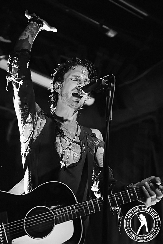 Jimmy Gnecco – Ours | James Villa Photography © 2013 On Tour Monthly LLC