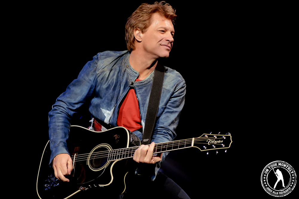 Bon Jovi (AAC -Dallas, TX) 10/16/13 - ©2013 James Villa Photography