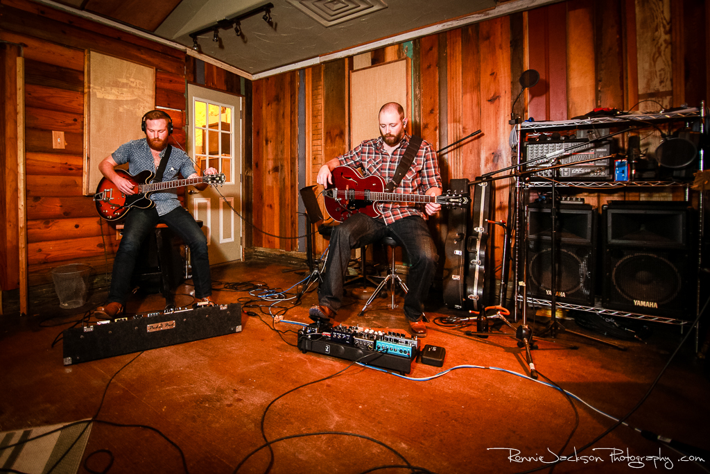 EXCLUSIVE SESSIONS: Swindle Boys at Big Acre // Photo by Ronnie Jackson