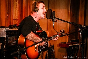 EXCLUSIVE SESSIONS: Taylor Craig Mills at Big Acre // Photo by Ronnie Jackson